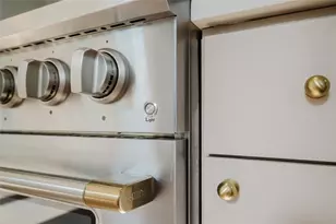 1907 E 21st St, Austin, TX 78722 - Photo 12