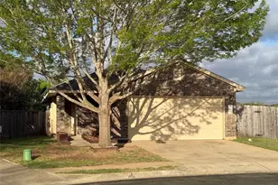 11524 Ashbrook Dr, Manchaca, TX 78652 - Photo 1