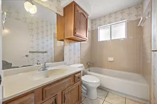 2110 Trede Dr, Austin, TX 78745 - Photo 20
