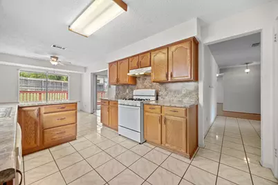 2110 Trede Drive, Austin, TX 78745 - Photo 10