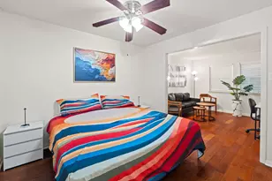 1110 W 22nd St, Austin, TX 78705 - Photo 12