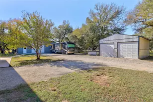 30309 Live Oak Trail, Georgetown, TX 78633 - Photo 2