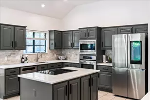 3745 Whitt Loop, Austin, TX 78749 - Photo 2