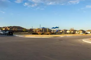401 Abbey Ln, Lockhart, TX 78644 - Photo 20