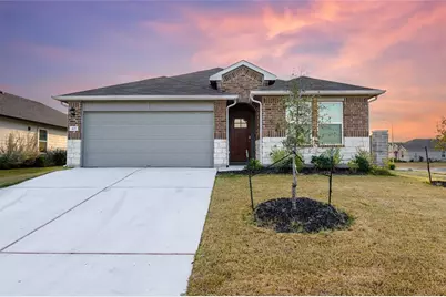 401 Abbey Lane, Lockhart, TX 78644 - Photo 2