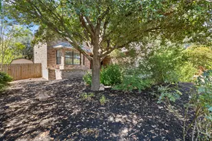1209 Faber Dr, Pflugerville, TX 78660 - Photo 2
