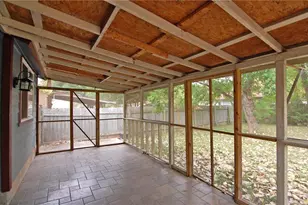 10215 Missel Thrush Dr, Austin, TX 78750 - Photo 32