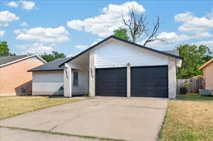 10215 Missel Thrush Dr, Austin, TX 78750 - Photo 2