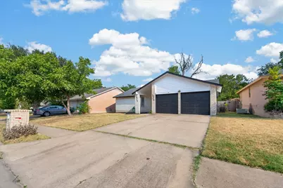 10215 Missel Thrush Drive, Austin, TX 78750 - Photo 4