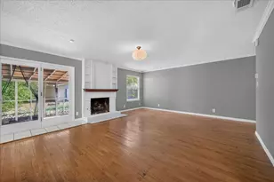 10215 Missel Thrush Dr, Austin, TX 78750 - Photo 6