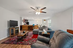 119 N Kanaio Dr, Bastrop, TX 78602 - Photo 10