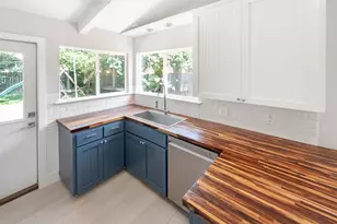 9304 Hunters Trace, Austin, TX 78758 - Photo 2