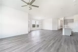220 Tanda Ln, Hutto, TX 78634 - Photo 8