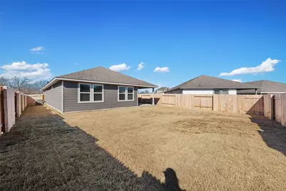 136 Short Toed Swoop, Cedar Creek, TX 78612 - Photo 36
