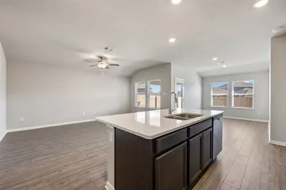 136 Short Toed Swoop, Cedar Creek, TX 78612 - Photo 12