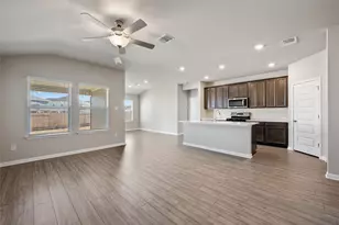 136 Short Toed Swoop, Cedar Creek, TX 78612 - Photo 14