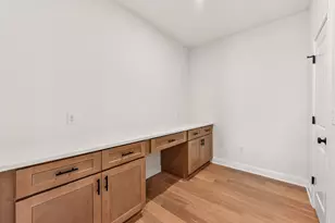 310 Treadwell Ln, Kyle, TX 78640 - Photo 6