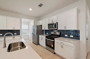 1840 Side Buster Trl, Leander, TX 78641 - Photo 8