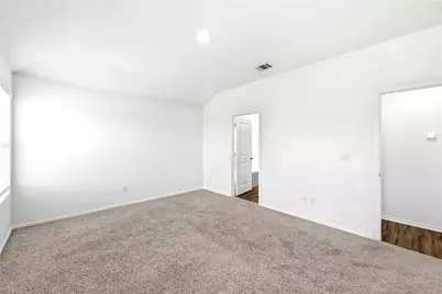 388 Barcelona, Kyle, TX 78640 - Photo 12