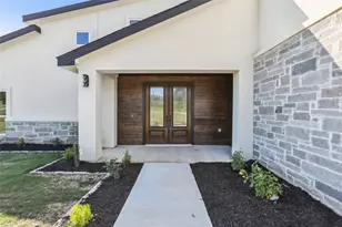 130 Creekwood Trail, Cedar Creek, TX 78612 - Photo 4