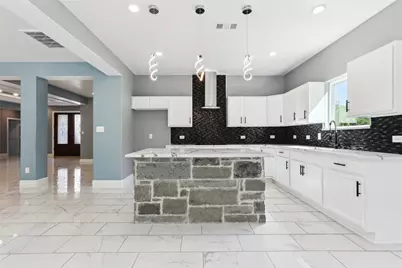 130 Creekwood Trail, Cedar Creek, TX 78612 - Photo 16