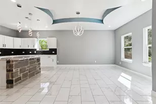 130 Creekwood Trail, Cedar Creek, TX 78612 - Photo 12