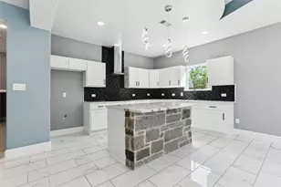 130 Creekwood Trail, Cedar Creek, TX 78612 - Photo 18