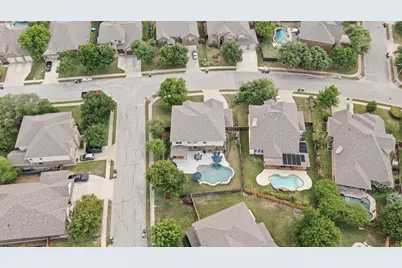 200 Lake Livingston Drive, Georgetown, TX 78628 - Photo 34
