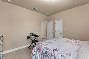 200 Lake Livingston Dr, Georgetown, TX 78628 - Photo 20