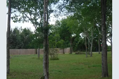 104 W Riverside Drive, Bastrop, TX 78602 - Photo 22