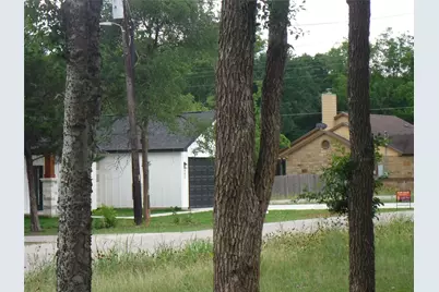 104 W Riverside Drive, Bastrop, TX 78602 - Photo 18