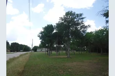 104 W Riverside Drive, Bastrop, TX 78602 - Photo 14