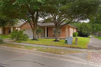181 Stone Crest Boulevard, Buda, TX 78610 - Photo 2