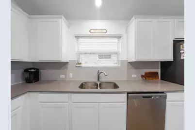 440 Sebring Circle, Hutto, TX 78634 - Photo 16