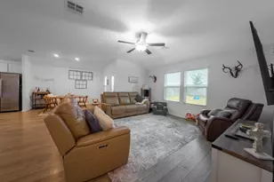 440 Sebring Cir, Hutto, TX 78634 - Photo 22