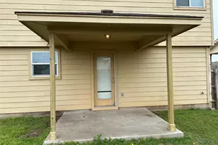 307 Wildcat Dr, Bastrop, TX 78602 - Photo 4