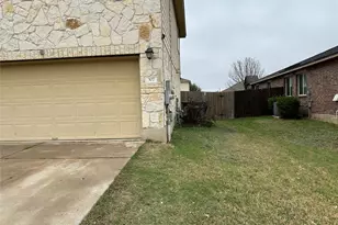 307 Wildcat Dr, Bastrop, TX 78602 - Photo 2