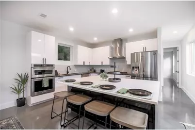 1102 1/2 Fiesta Street #A, Austin, TX 78702 - Photo 2