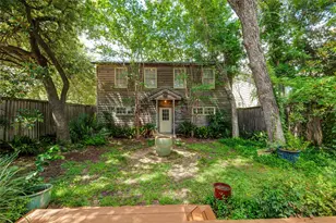 812 W 10th St, Austin, TX 78701 - Photo 16
