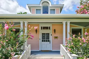 812 W 10th St, Austin, TX 78701 - Photo 2