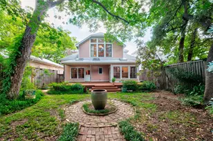 812 W 10th St, Austin, TX 78701 - Photo 20