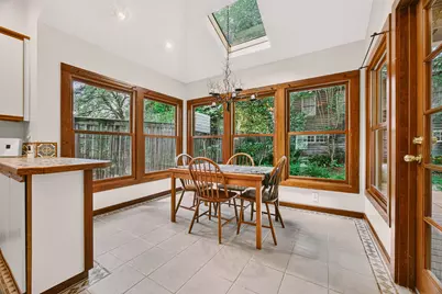 812 W 10th Street, Austin, TX 78701 - Photo 18