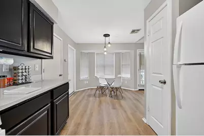 16402 Parkway Drive, Pflugerville, TX 78660 - Photo 8