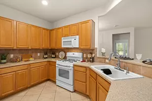 123 Dickens Cir, Georgetown, TX 78633 - Photo 18