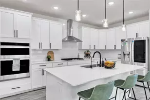 204 Janelle Ln, Liberty Hill, TX 78642 - Photo 12