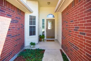 627 Atlantis, Kyle, TX 78640 - Photo 2