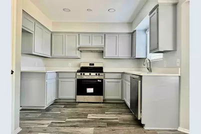 4403 Quicksilver Boulevard, Austin, TX 78744 - Photo 10