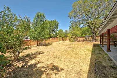 905 Emerald Wood Drive, Austin, TX 78745 - Photo 34