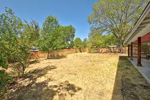 905 Emerald Wood Dr, Austin, TX 78745 - Photo 34