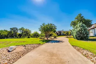 917 Dream Catcher Dr, Leander, TX 78641 - Photo 40